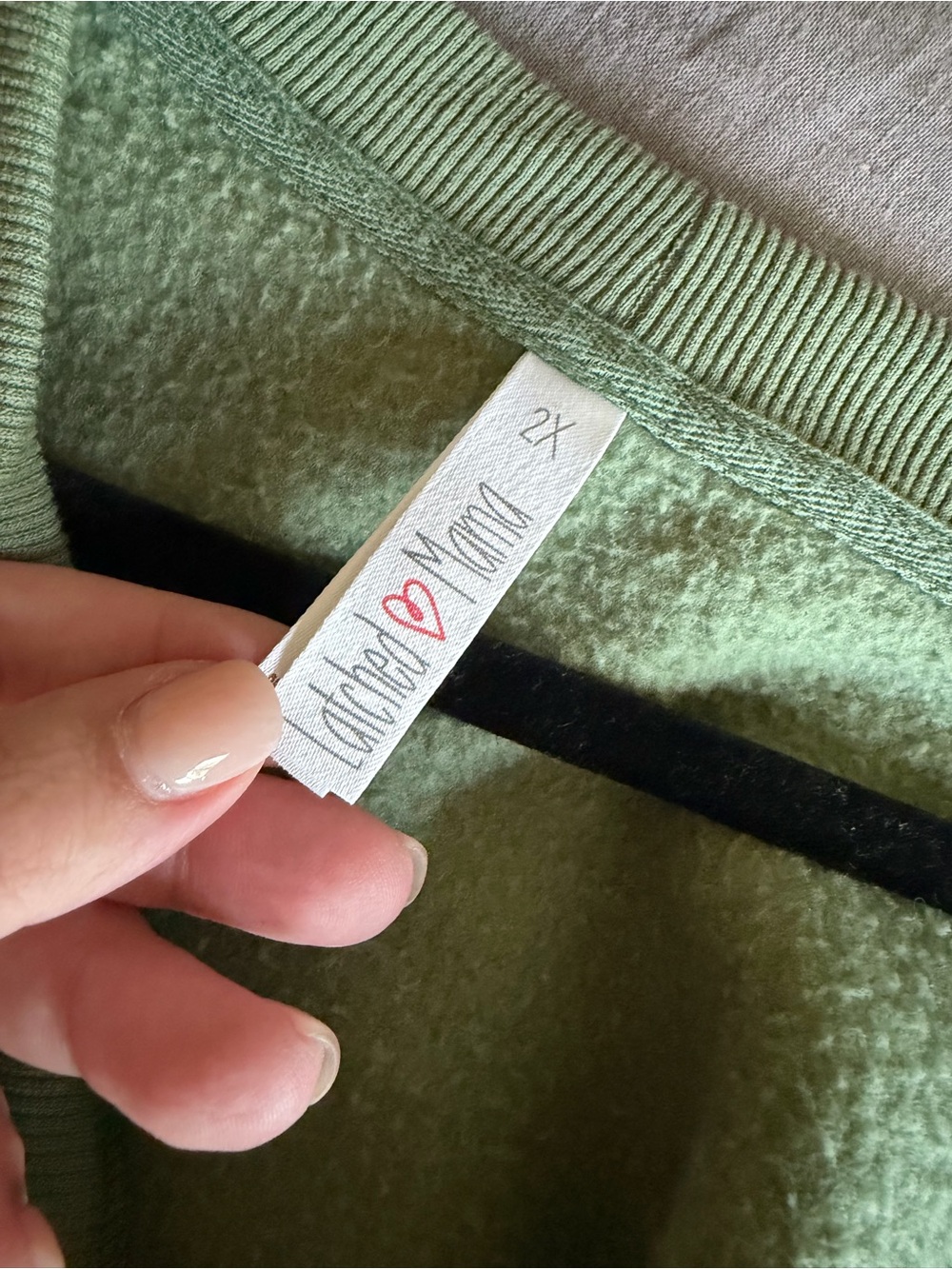 Latched Mama Nest Nursing Wrap - Picture 4 of 9